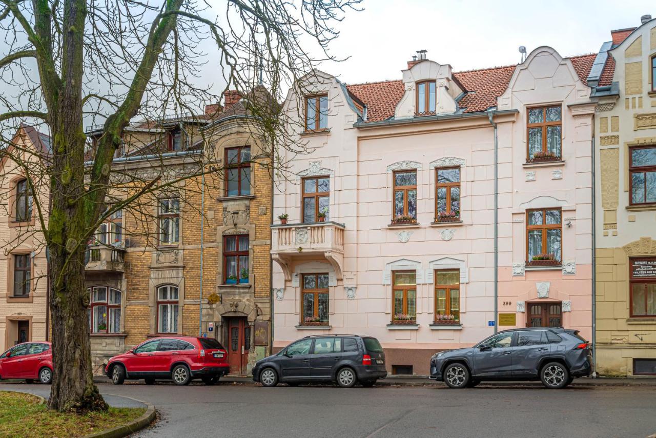 Nadstandardni Luxusni Apartman V Centru Ceske Lipy Česká Lípa Dış mekan fotoğraf